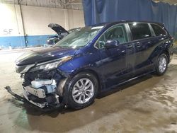 Salvage cars for sale at Woodhaven, MI auction: 2022 Toyota Sienna LE