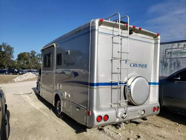 2003 Ford Econoline E350 Super Duty Cutaway Van