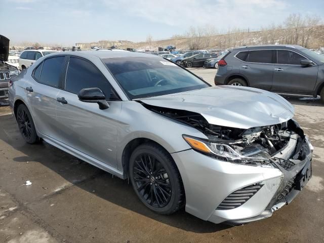 2020 Toyota Camry SE