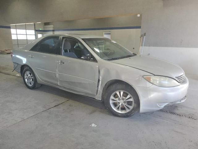 2005 Toyota Camry LE