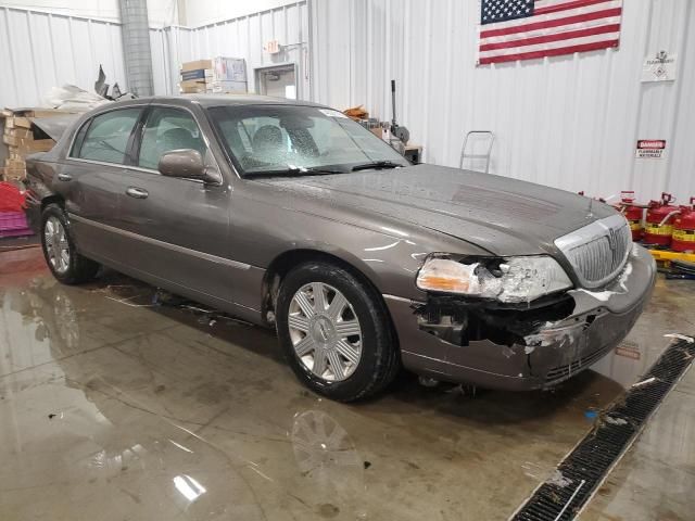 2004 Lincoln Town Car Ultimate