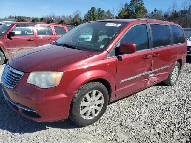 2013 Chrysler Town & Country Touring