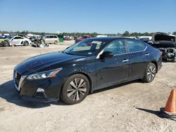 Carros salvage a la venta en subasta: 2022 Nissan Altima SV