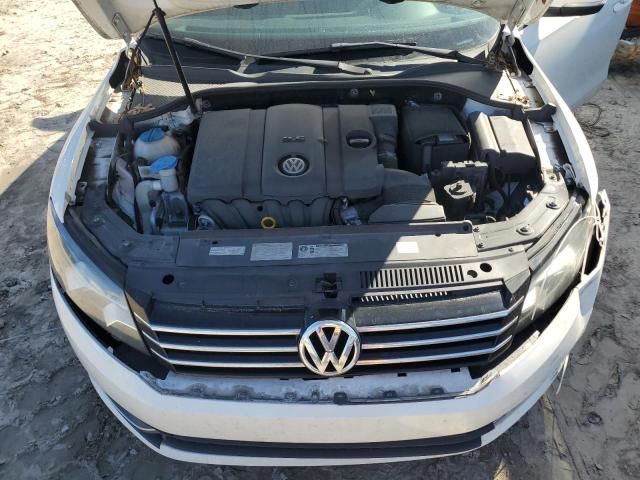 2014 Volkswagen Passat S