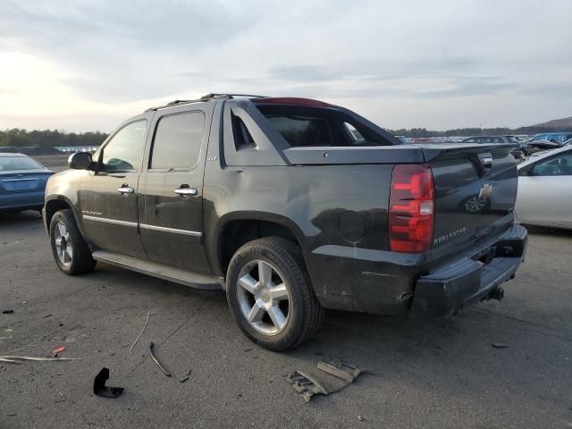 2011 Chevrolet Avalanche LTZ