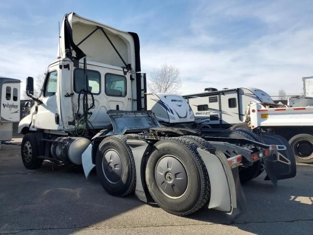 2023 Freightliner Cascadia 126