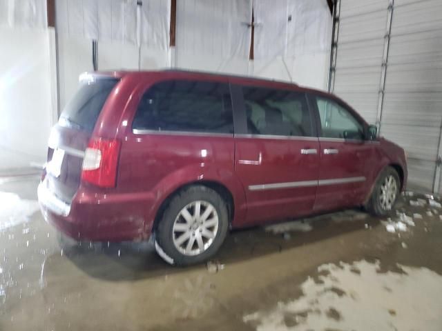 2012 Chrysler Town & Country Touring L