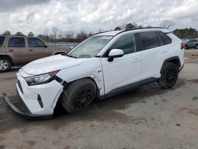 2020 Toyota Rav4 XLE