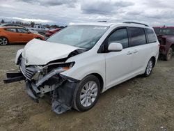 Carros salvage sin ofertas aún a la venta en subasta: 2011 Toyota Sienna XLE