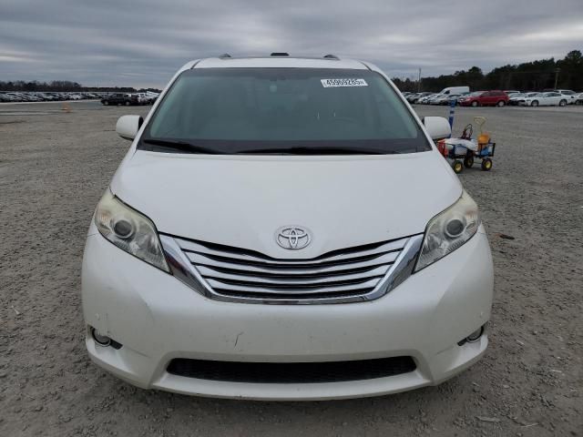 2011 Toyota Sienna XLE