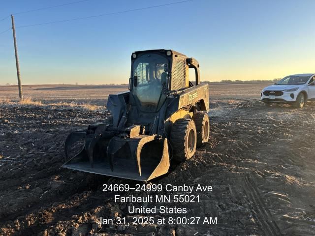 2014 John Deere 326E