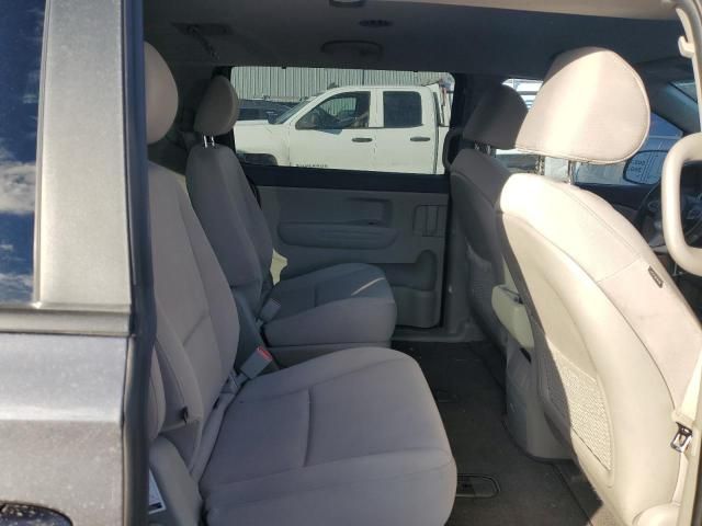 2015 KIA Sedona LX