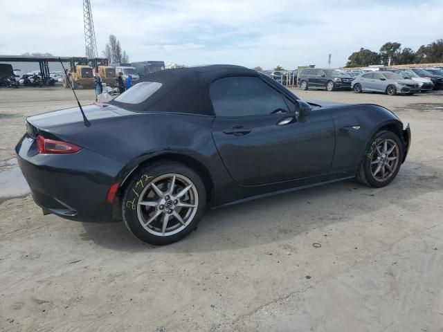 2016 Mazda MX-5 Miata Sport