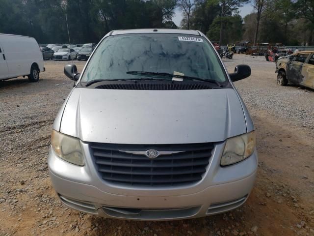 2007 Chrysler Town & Country LX