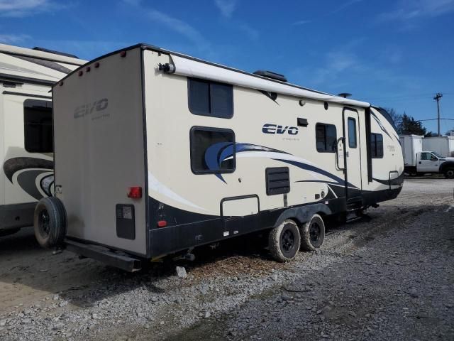 2016 Wildwood 2016 Forest River EVO 2700