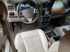 2009 Chrysler Town & Country Limited