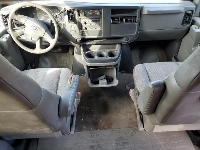 2004 Chevrolet Express G3500