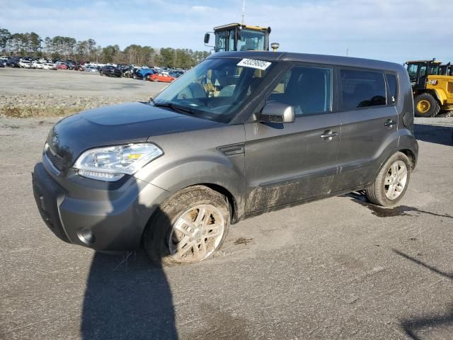 2011 KIA Soul +