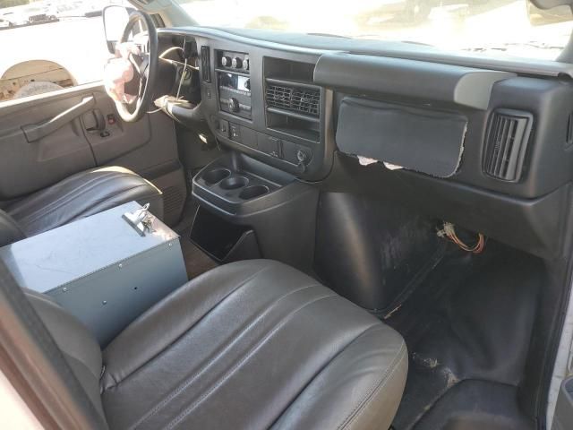 2016 Chevrolet Express G2500