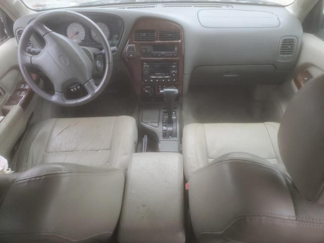 2000 Infiniti QX4