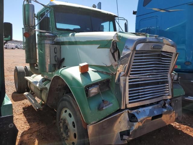 2006 Freightliner Conventional Classic 120