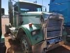 2006 Freightliner Conventional Classic 120