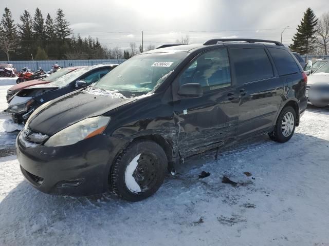 2010 Toyota Sienna CE