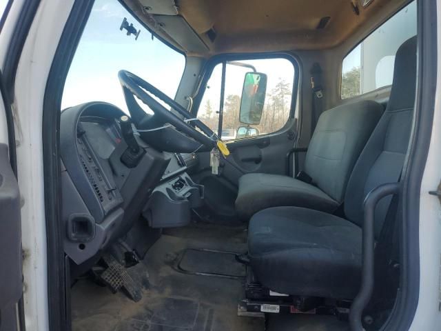 2004 Freightliner M2 106 Medium Duty