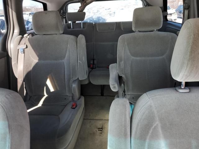 2008 Toyota Sienna CE