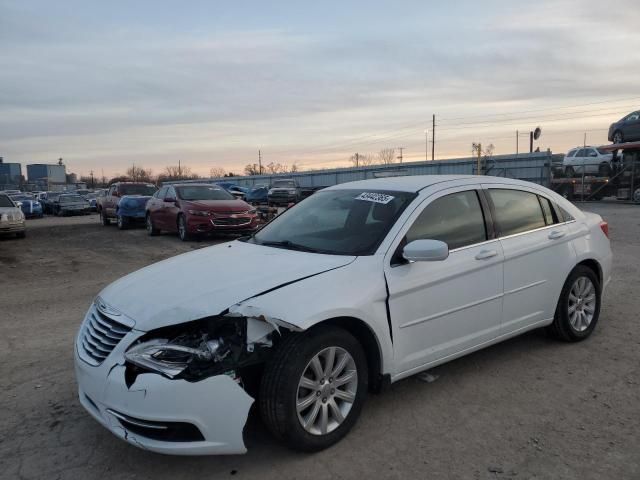 2013 Chrysler 200 Touring