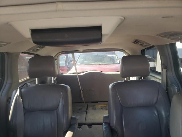 2004 Toyota Sienna XLE