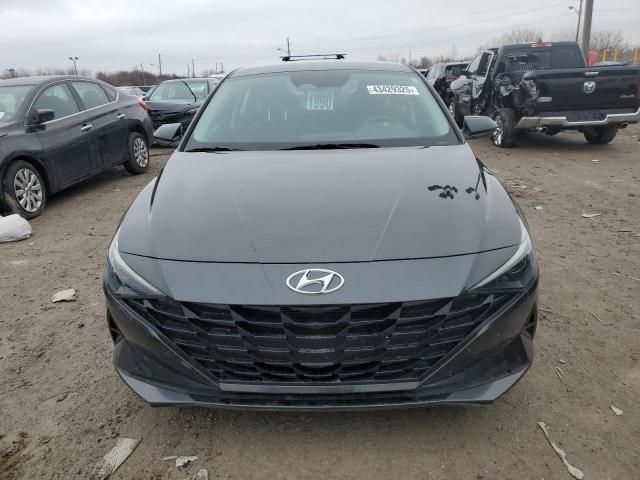 2022 Hyundai Elantra SEL