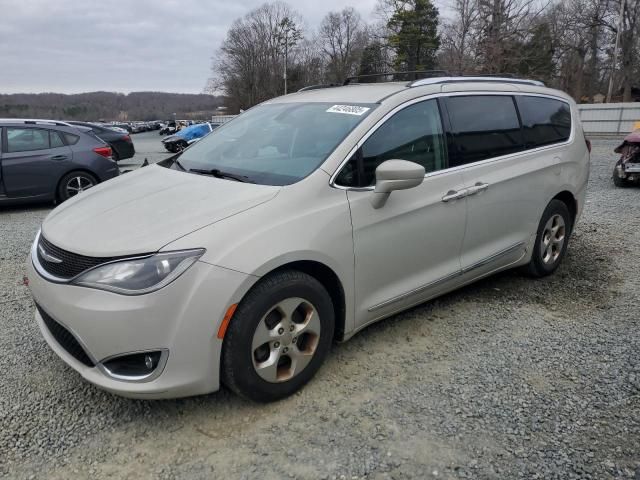 2017 Chrysler Pacifica Touring L Plus