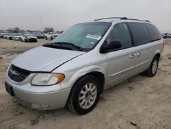 2003 Chrysler Town & Country LXI en venta en Haslet, TX