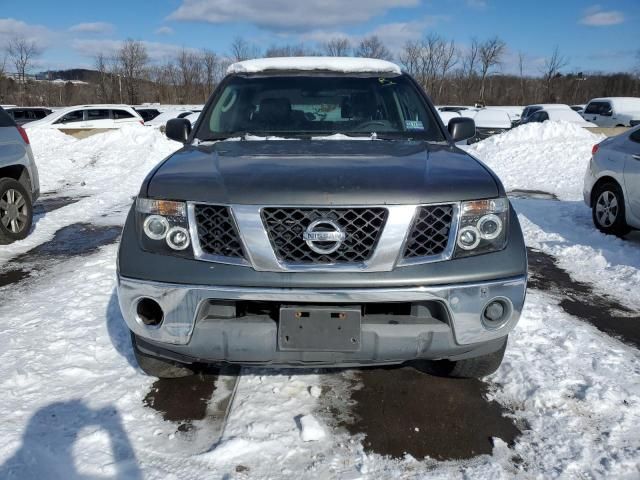 2005 Nissan Frontier Crew Cab LE