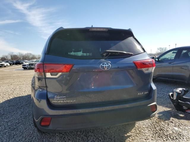 2019 Toyota Highlander SE