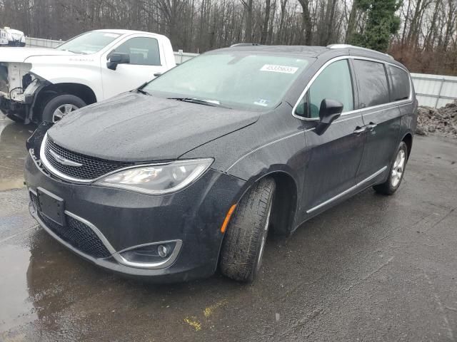 2017 Chrysler Pacifica Touring L Plus