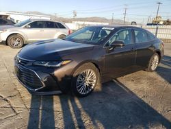 Carros salvage a la venta en subasta: 2019 Toyota Avalon XLE