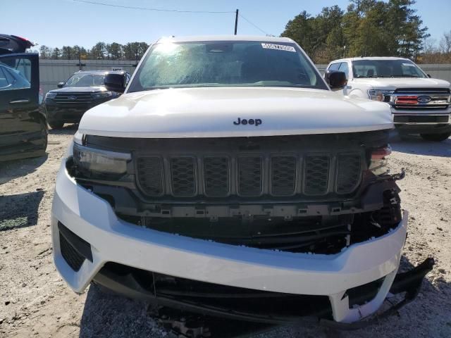 2024 Jeep Grand Cherokee Laredo