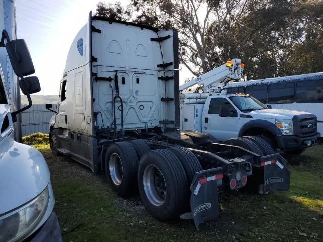 2021 Freightliner Cascadia 126