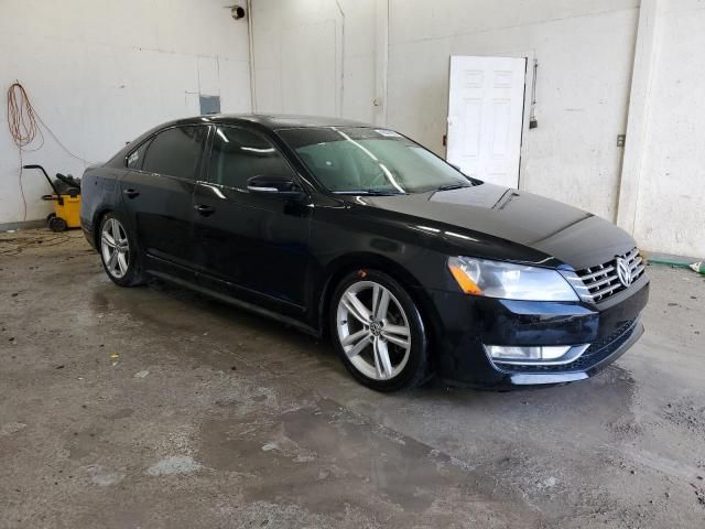 2014 Volkswagen Passat SEL