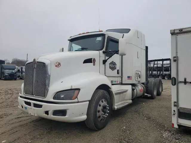 2015 Kenworth Construction T660