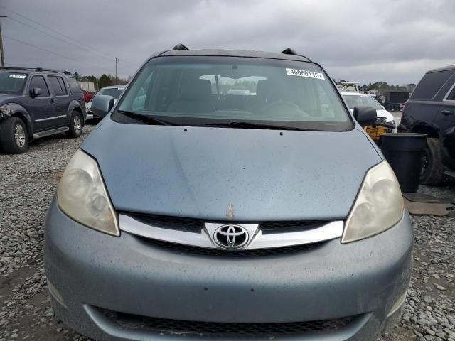 2006 Toyota Sienna XLE