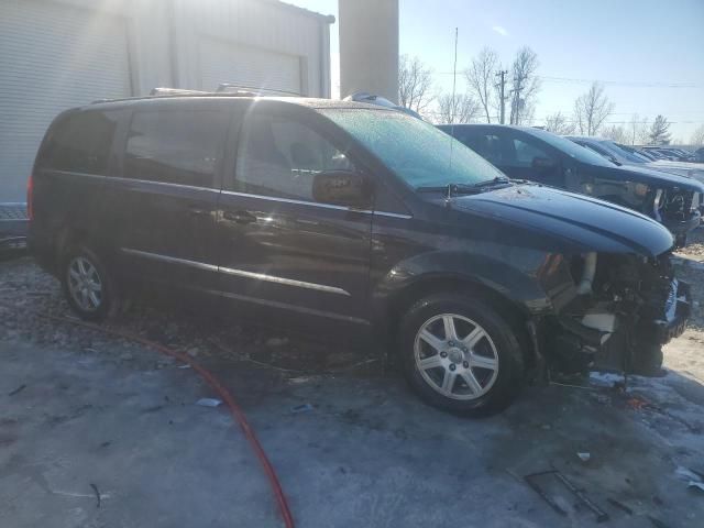 2012 Chrysler Town & Country Touring L