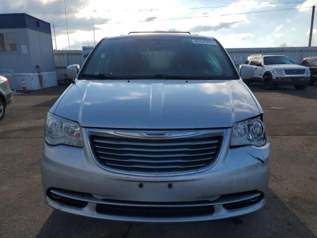 2011 Chrysler Town & Country Touring