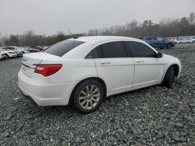 2013 Chrysler 200 Touring