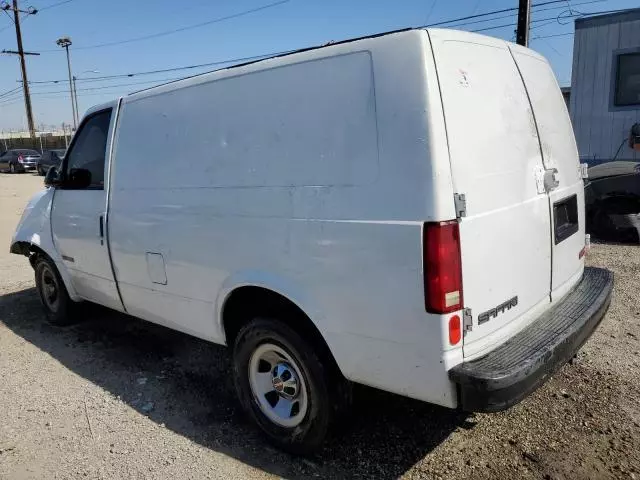 2002 GMC Safari XT