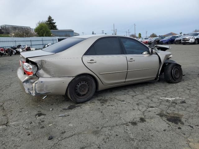 2004 Toyota Camry LE