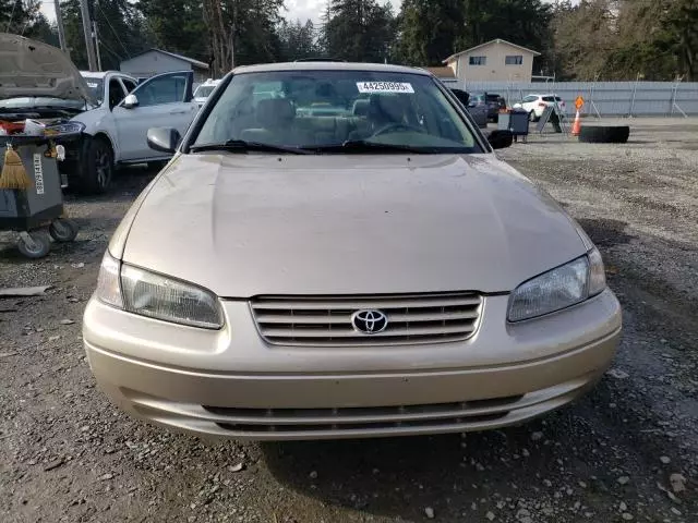 1999 Toyota Camry LE