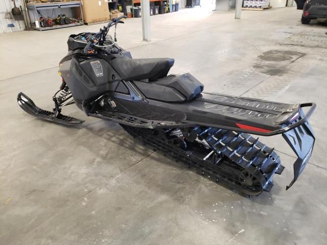 2021 Skidoo 2021 Skidoo Snowmobile